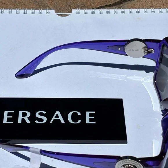 New Versace MOD 4453 5419/87 Transparent Violet Sunglasses - Picture 13 of 16